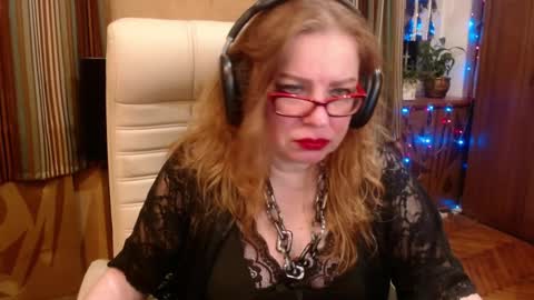 miss Tress online show from November 19, 10:08 pm