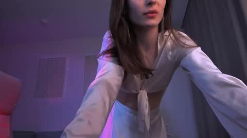 Snapshot of north_valkyrie chatting on February 14, 9:32 pm Hazel online show from February 14, 9:32 pm