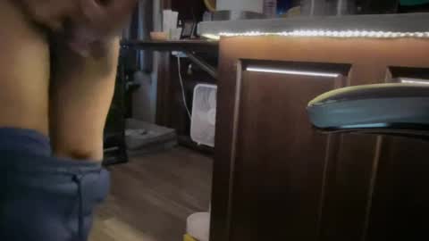 nostringfun online show from August 6, 8:18 pm