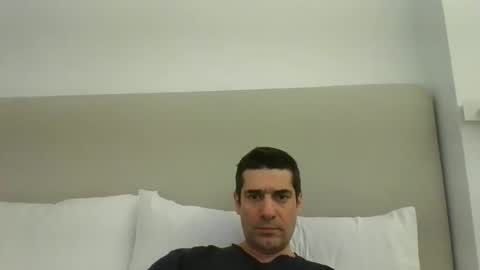 nothingnothing_01 online show from March 9, 6:54 pm