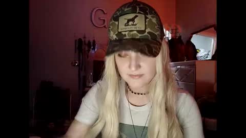 notouchmami online show from March 20, 11:04 am