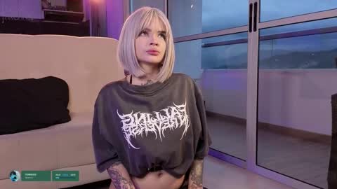 Goth Darling online show from November 16, 10:45 pm