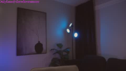 Drew online show from July 10, 1:43 am