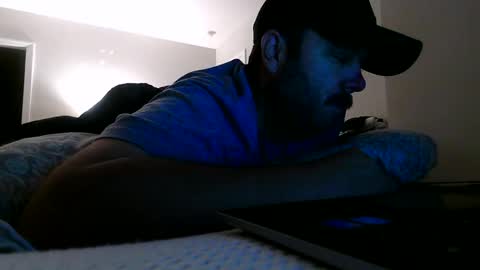 nuttincowboy727272 online show from March 29, 12:29 pm