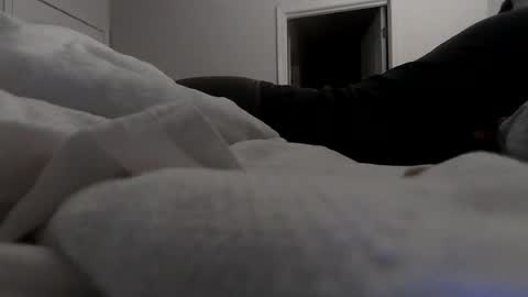 nuttincowboy727272 online show from August 10, 1:10 am