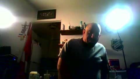 nyisles00 online show from March 5, 3:32 pm