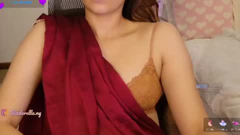 Nylaah online show from July 5, 4:19 am