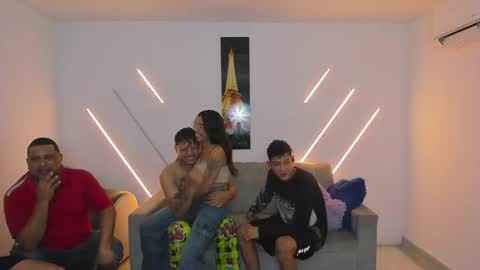 nympho_nathy_sophi online show from December 13, 9:10 pm