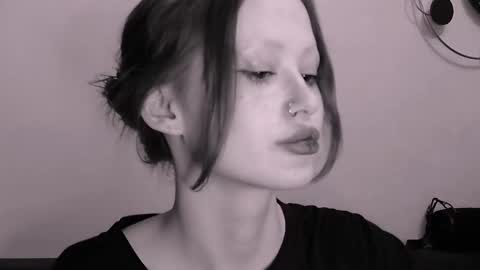 nyra_thira online show from April 11, 4:00 pm