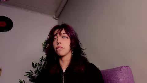   online show from January 8, 7:14 am