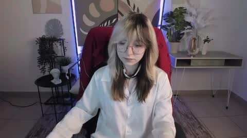 Nyx online show from June 6, 7:36 am
