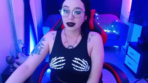 Nyx online show from June 23, 12:11 pm