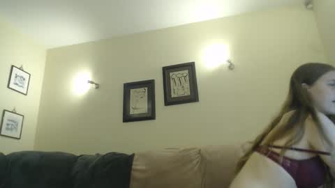 Stef  Derek online show from January 8, 4:51 am