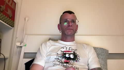 Jonathan Deep online show from March 25, 11:00 pm