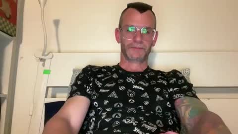 Jonathan Deep online show from April 21, 10:28 pm