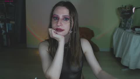 Oaklyn online show from July 9, 7:40 pm
