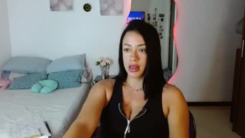obsidian_love1 online show from June 22, 3:25 am