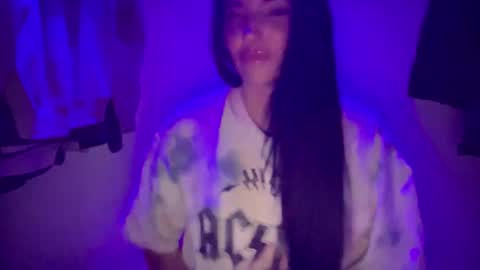 A L A R A  online show from October 21, 2:49 am