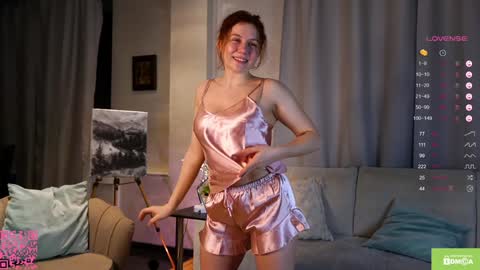 Selena online show from February 8, 9:36 pm