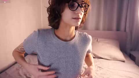 Thea online show from December 15, 7:10 pm