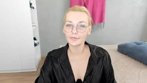 oeigesmik online show from June 8, 9:21 am