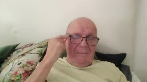 oggi95 online show from July 15, 10:20 am
