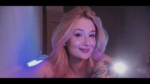 your dear Lilith Chapman online show from July 16, 12:14 am