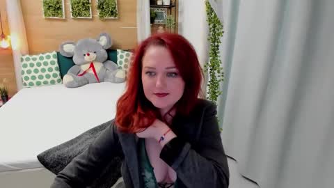 OhLadyPlease online show from November 4, 11:22 am