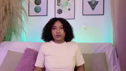 Snapshot of ohrianagibson chatting on October 7, 2:29 am  g  online show from October 7, 2:29 am