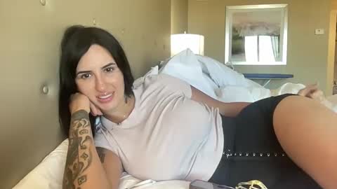 Snapshot of ohrileyxo chatting on October 7, 2:46 pm riley online show from October 7, 2:46 pm