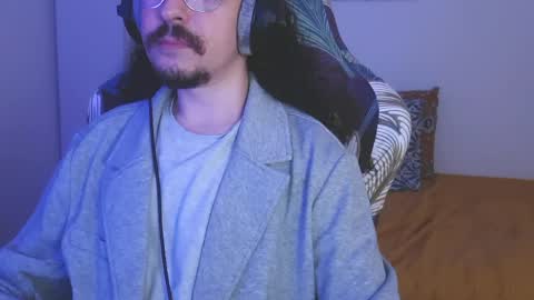 okako online show from April 15, 7:58 pm