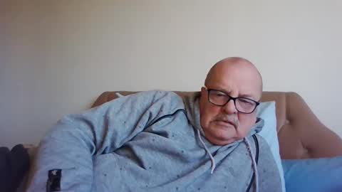 old_fkr online show from January 25, 8:53 am