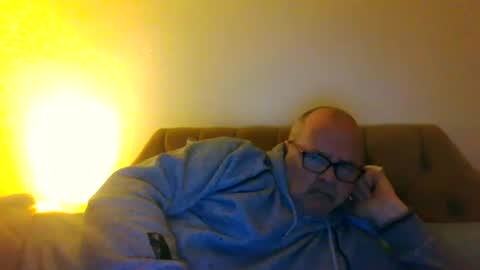 old_fkr online show from January 24, 3:32 am