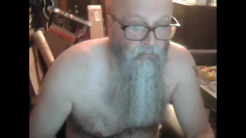 oldman196262 online show from February 16, 1:38 pm
