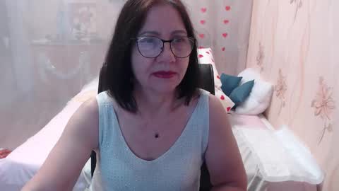 OlgaHottie online show from December 19, 11:33 pm