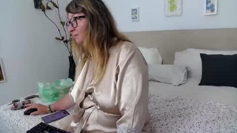 Olga Pavlova online show from June 30, 10:47 am