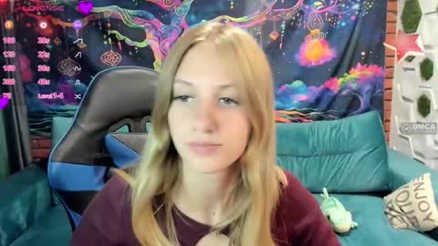 Snapshot of olisa_fox chatting on September 28, 7:23 pm Olisa fox online show from September 28, 7:23 pm