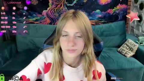 Snapshot of olisa_fox chatting on September 24, 7:53 pm Olisa fox online show from September 24, 7:53 pm