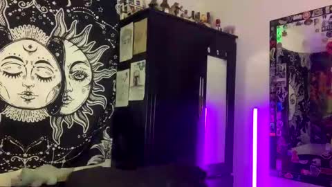 Oliver fast online show from October 24, 9:21 am