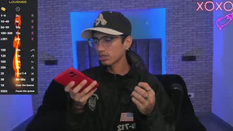Snapshot of oliver_fast_ chatting on January 11, 4:27 am Oliver fast online show from January 11, 4:27 am