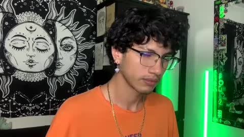 Snapshot of oliver_fast_ chatting on October 2, 6:12 am Oliver fast online show from October 2, 6:12 am