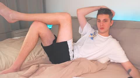 Oliver online show from December 21, 2:47 pm