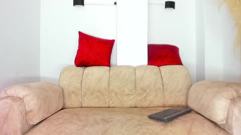 OLIVER online show from December 29, 3:00 am