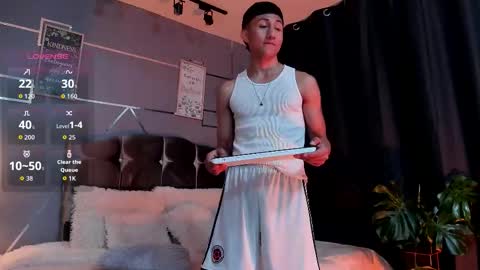 oliver mr  online show from December 22, 8:48 pm