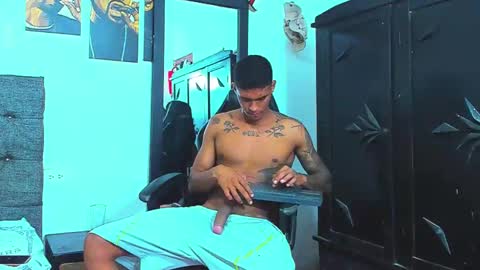 oliver_smith_2 online show from November 11, 5:09 am