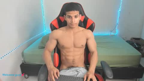 oliver thompsson online show from February 13, 4:05 am