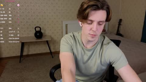 Oliver Evans online show from December 12, 12:05 am