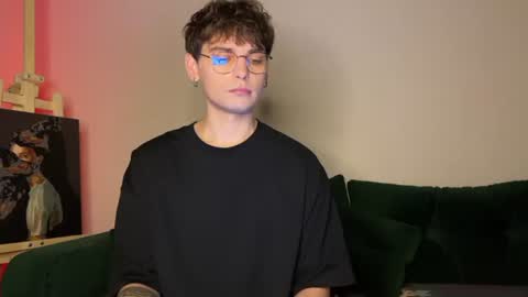 oliverlawrence online show from July 27, 1:36 am