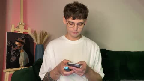 oliverlawrence online show from June 6, 6:14 pm