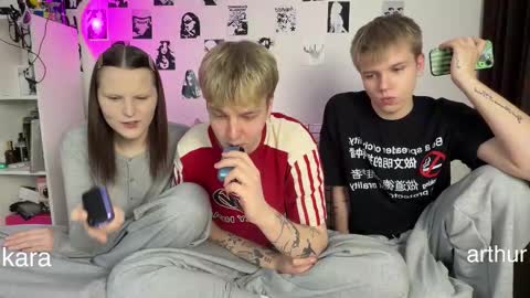 oliver online show from March 9, 7:40 pm